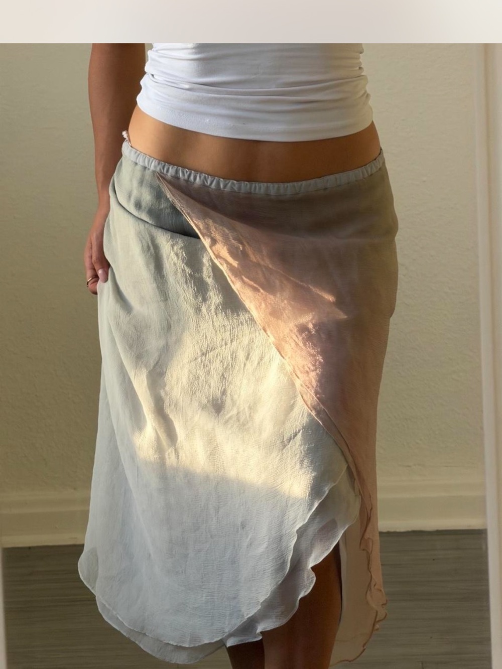 Vintage silk skirt fits like a medium size 6